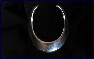 Moonstone jewellery, handmade with sterling silver and moonstone